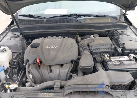 2015 Kia Optima Lx z USA, uszkodzony, nr VIN 5XXGM4A73FG380321